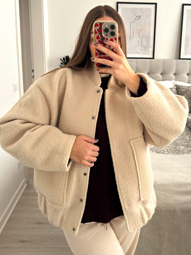 Cremefarbene bomberjacke - cremefarbene, in